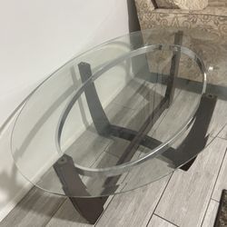 le: 3 Classic Coffee Tables – Glass & Wood, Elegant Design