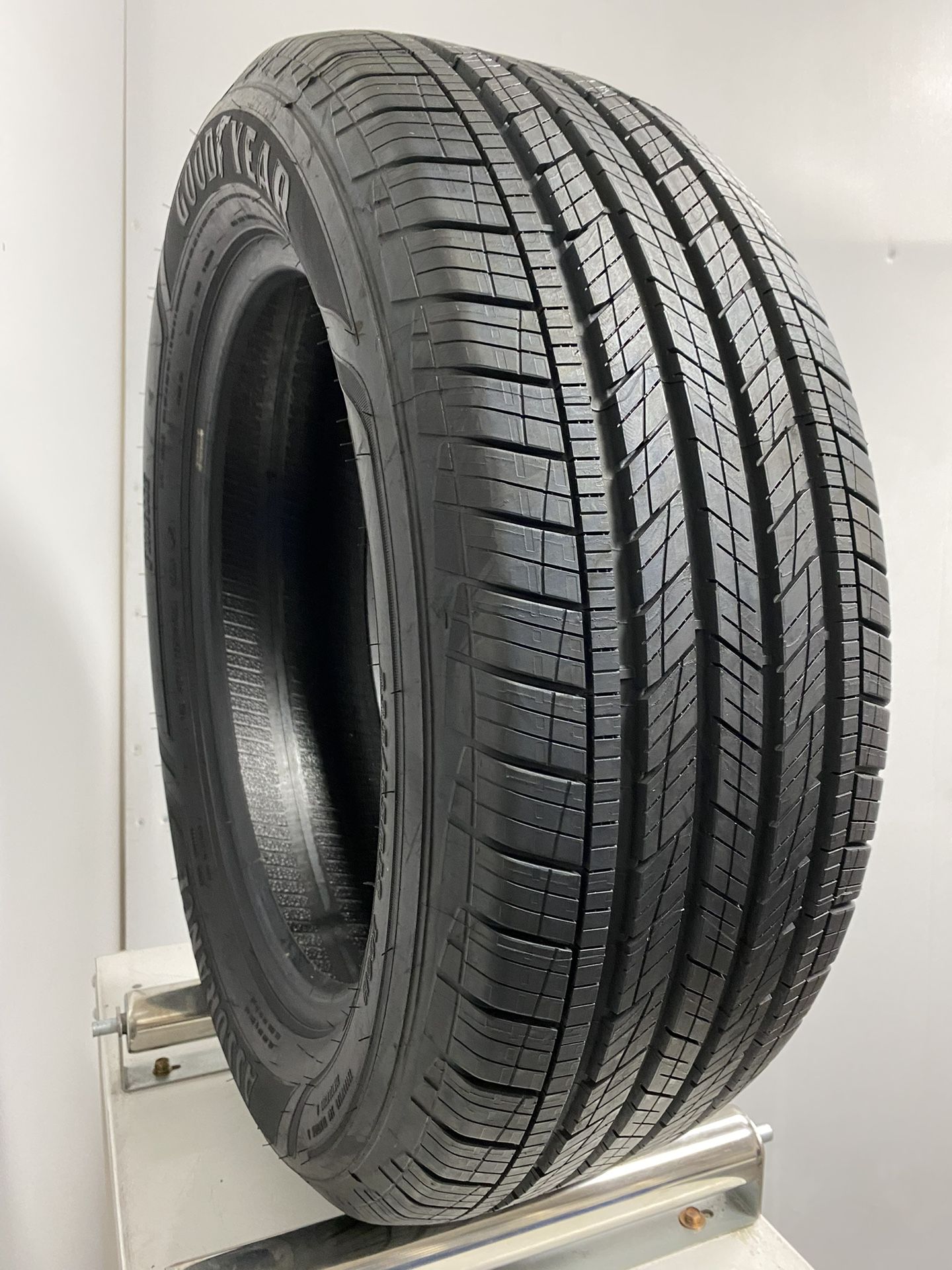 235/55r18 - (3) Tires Available - $40 Each One for Sale in Las Vegas ...
