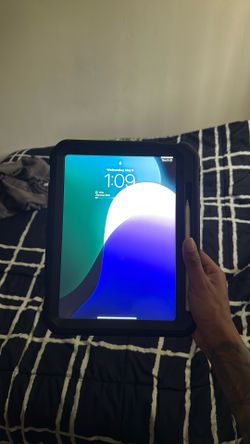 APPLE IPAD A16