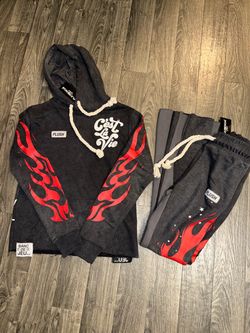 PlayBenchi Jogging Suit