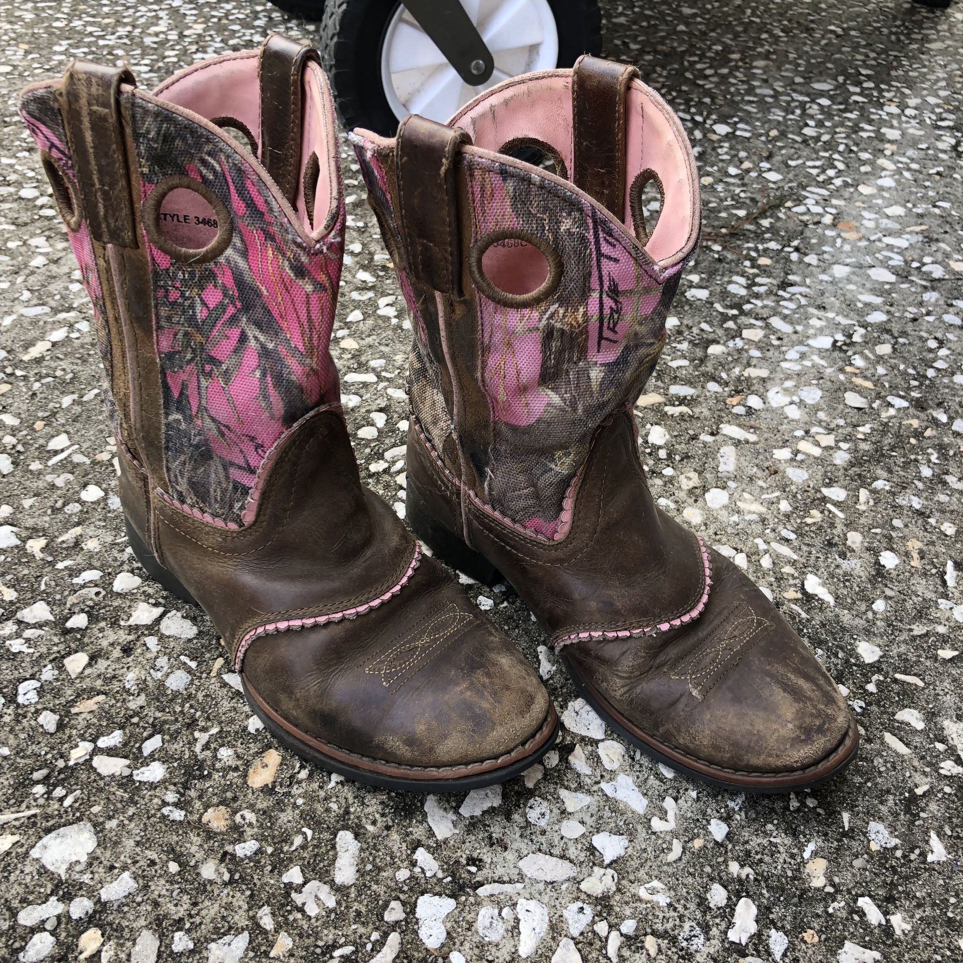 Smoky Mountain Boots - Pink Camo/ Girls size 3