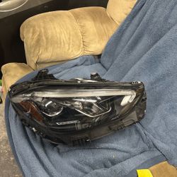 2024 2025 Mercedes C300 Passenger Headlight,