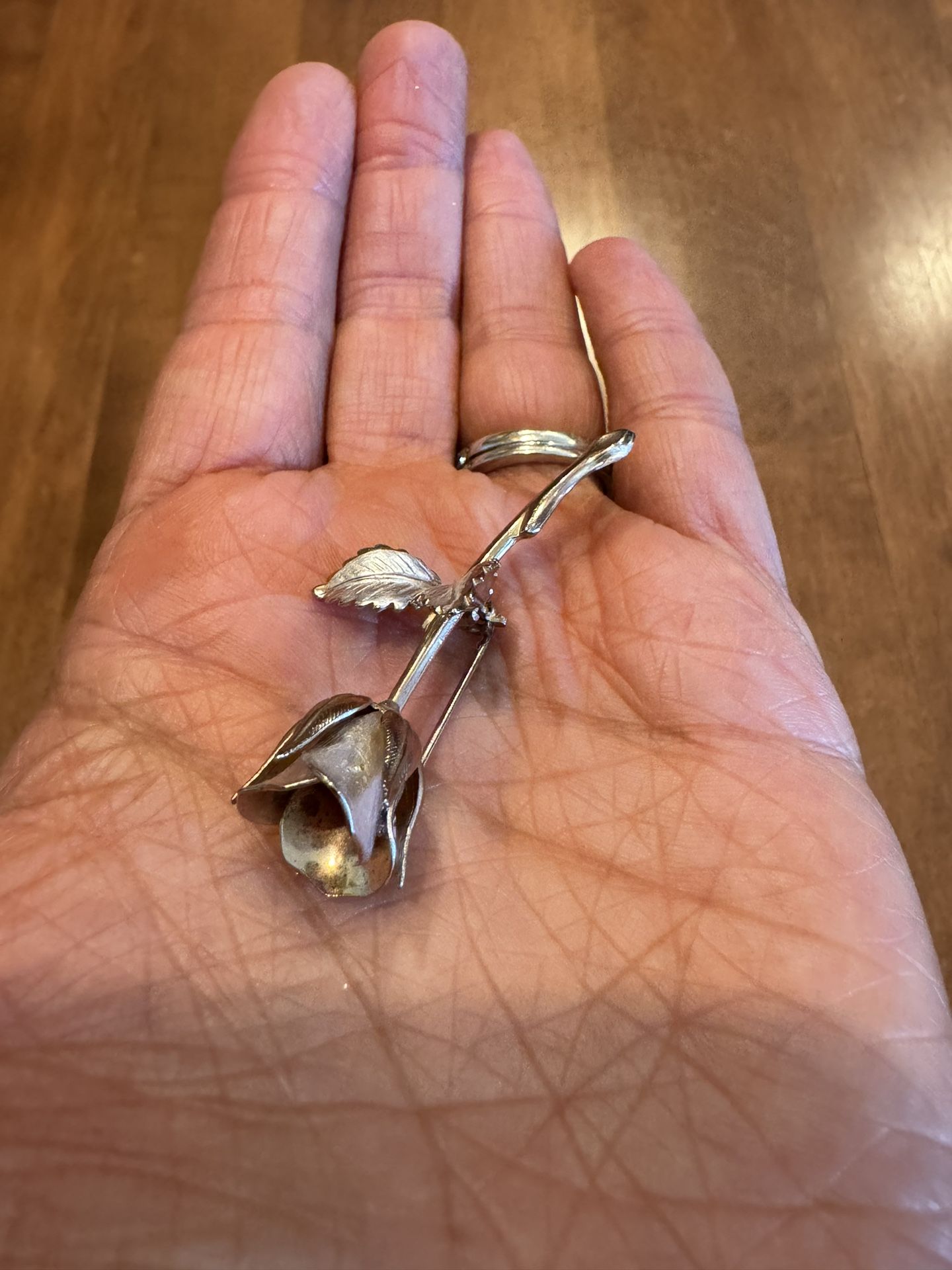Woman’s Vintage Rose Brooch Shipping Available 