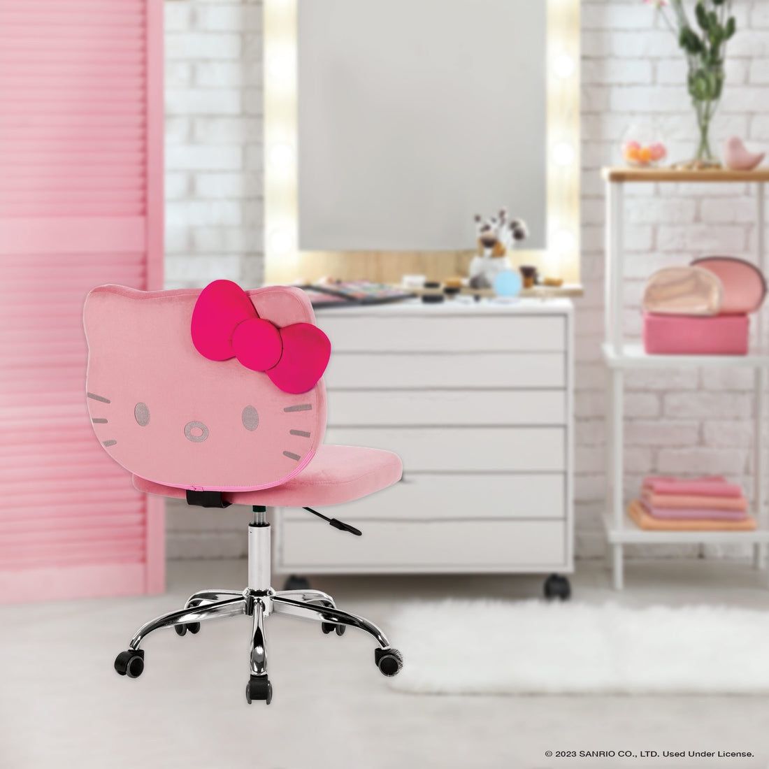 Hello Kitty Swivel Chairs Pink, White, Black In Stock 😍😍