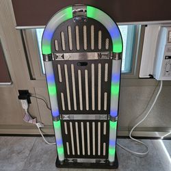 Blue Tooth Jukebox With Changing Loght