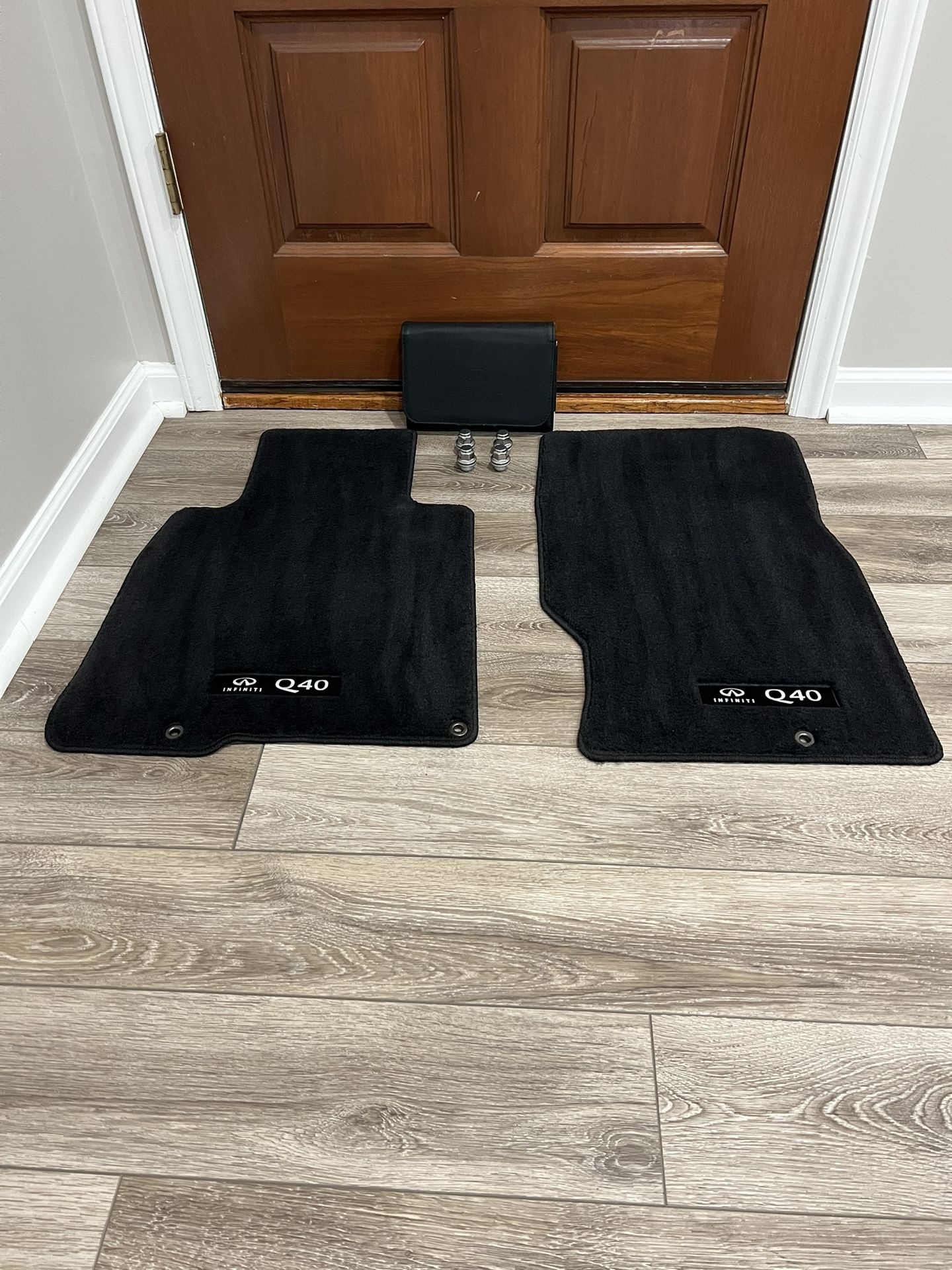CAR MATS - INFINITI Q40 - FRONT MATS