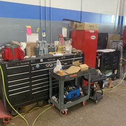 Bodyman Retired , Wants To Sell All Of My Tools And They Are Matco Boxes, I’m Asking $25,000 , I’m Negotiable   