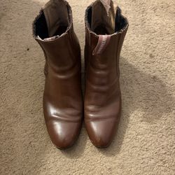 Contreras brown boots size 4