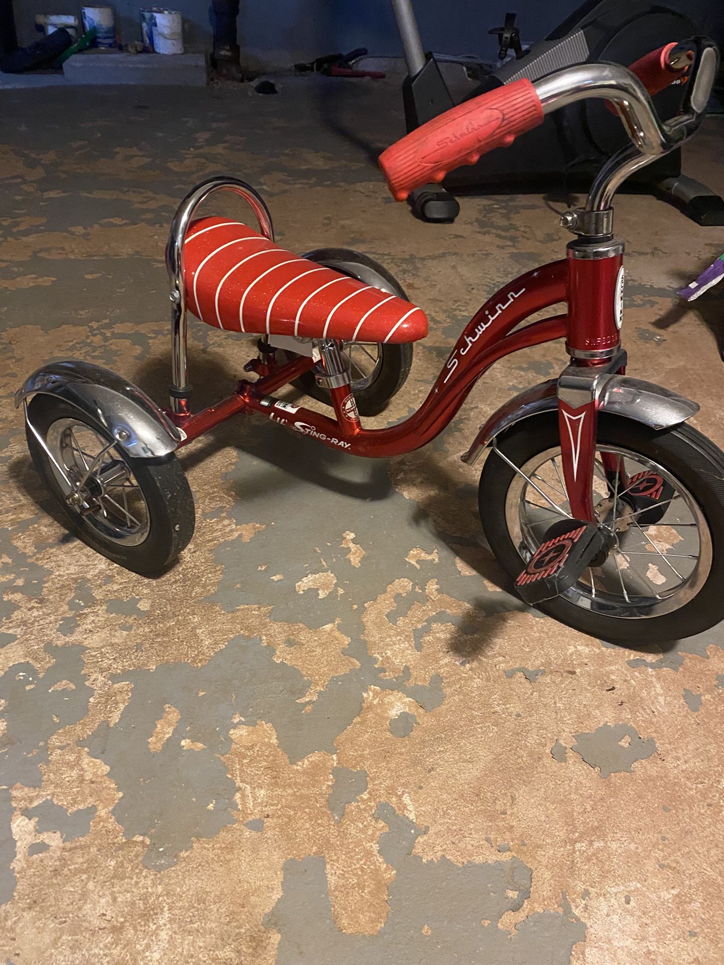 Schwinn Kid Tricycle