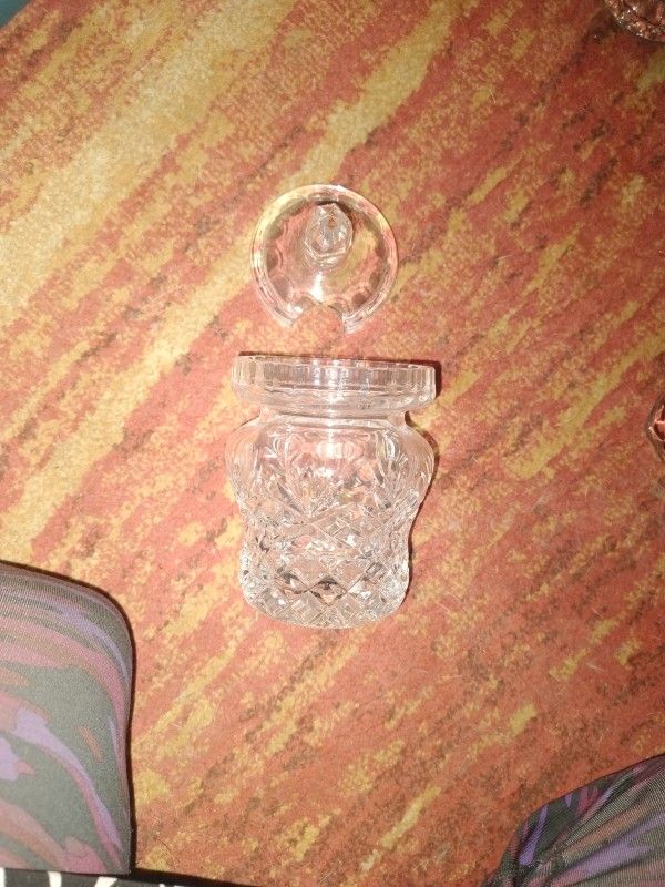 Crystal Glass Ware With Lid And Made Of Crystal