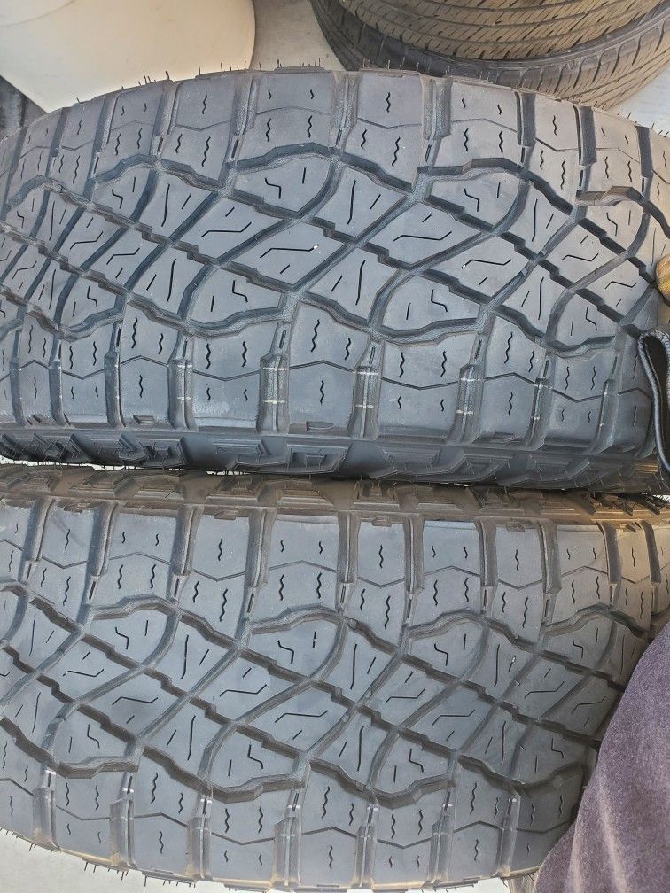 2 Goodyear Wrangler Lt 265-60-20 Good Condition