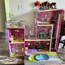 Barbie Dollhouse With Pool