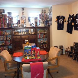 Pittsburgh Sports Bobbleheads And Figures, Steelers Penguins Pirates 