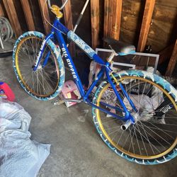 SE 29” BIG RIPPER !! In Excellent Condition.    