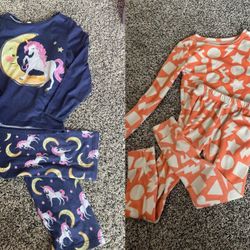 Good Condition Girl PJ Size 4-5/5-6