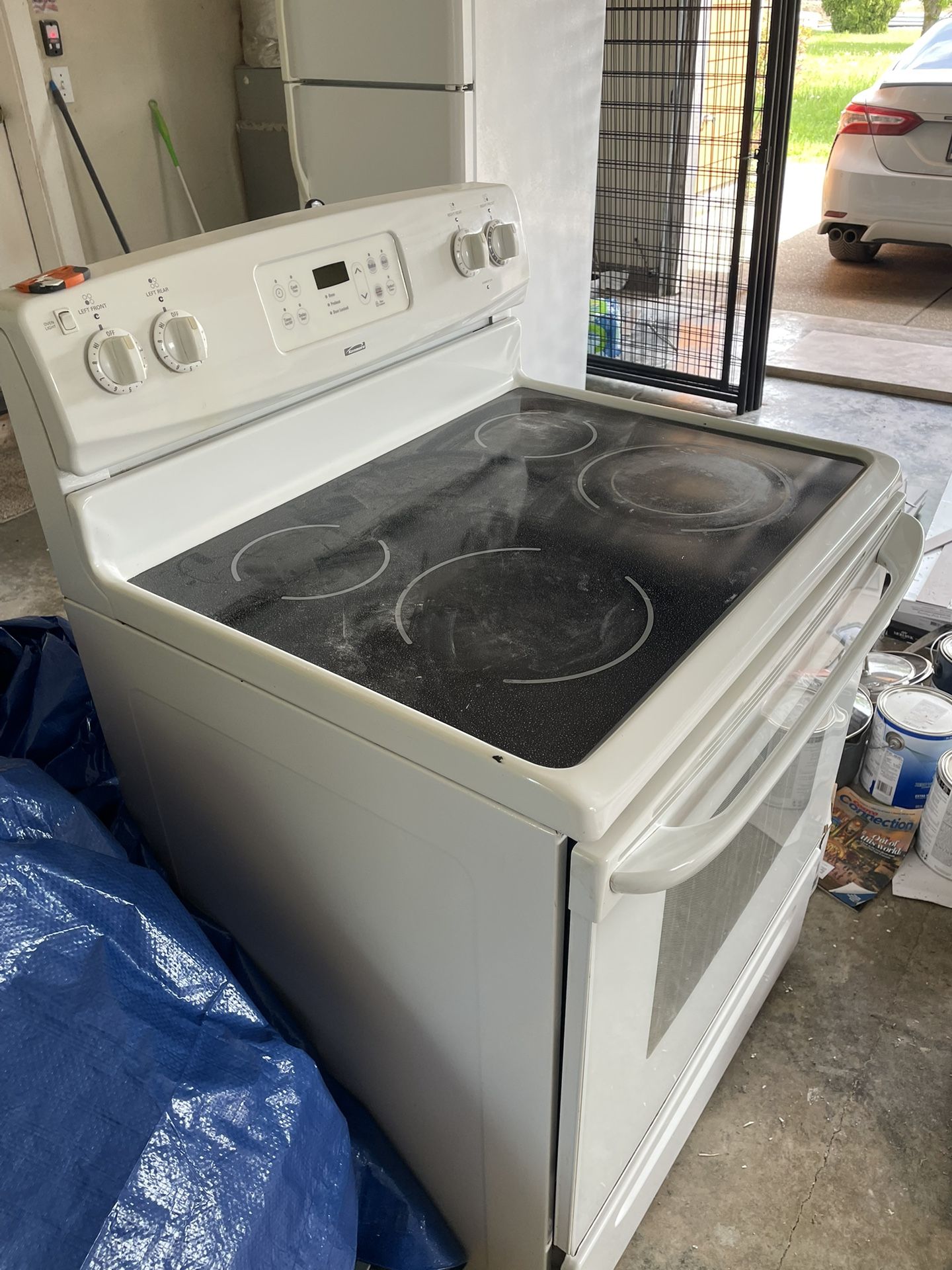 Range & Fridge