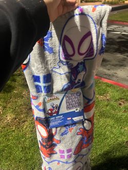 Spidey Christmas blanket