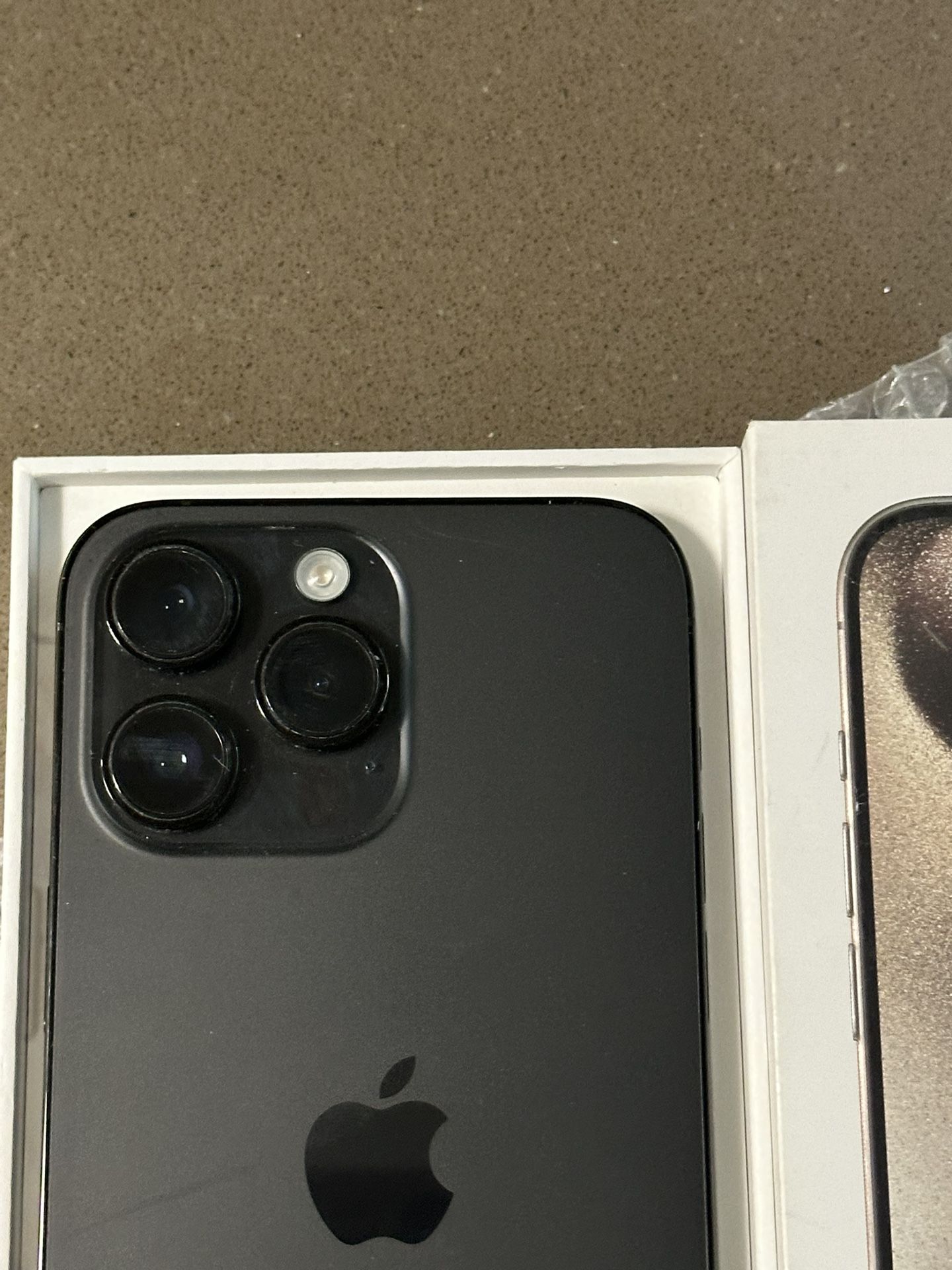 iPhone 14 PRO MAX UNLOCKED