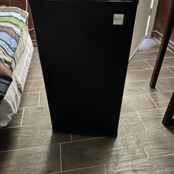 Mini Refrigerator