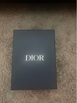 Dior b30
