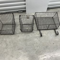 Rustic Metal Wire Storage Baskets - Set of 3 Different Sizes