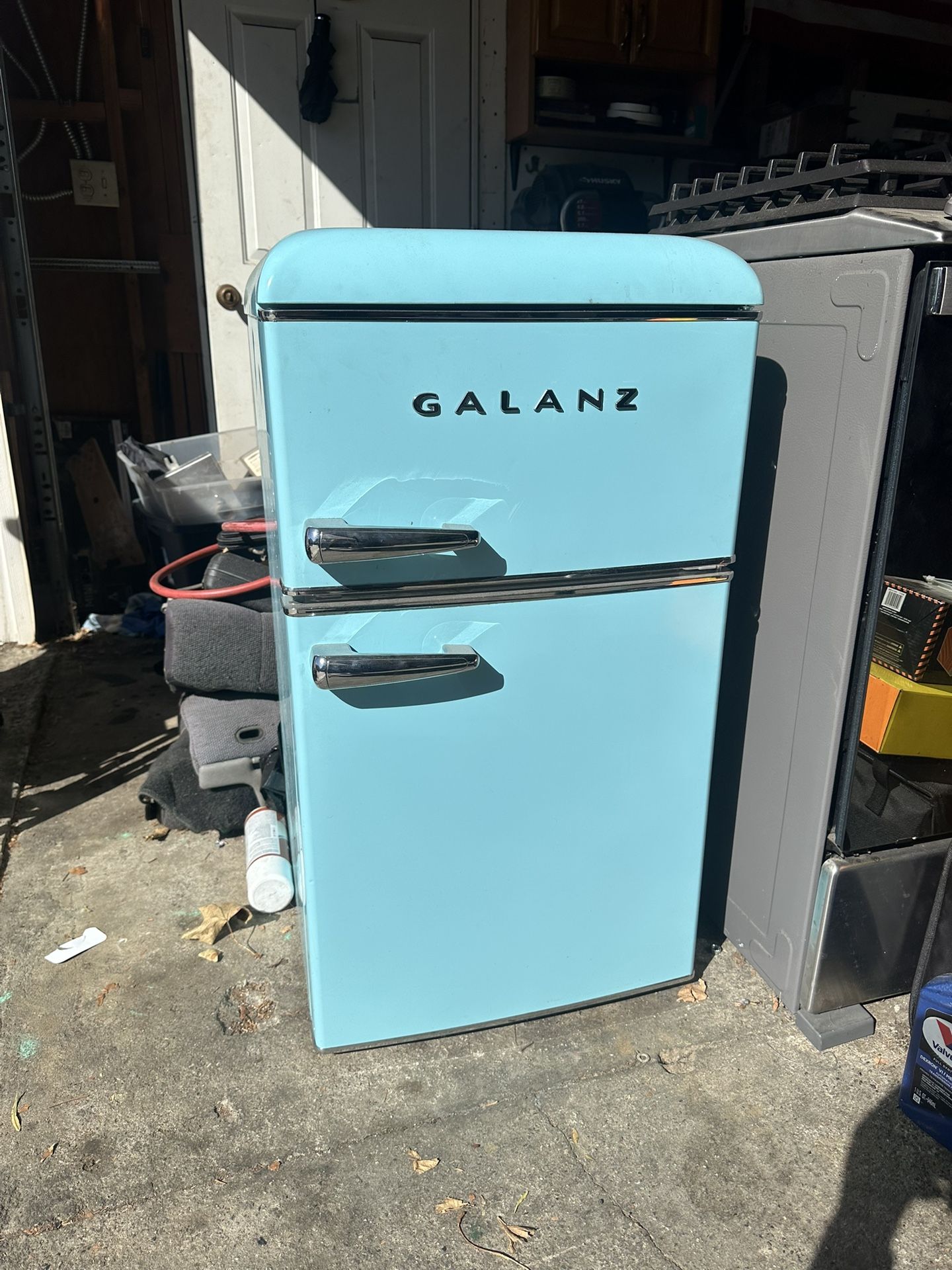 Mini Fridge 