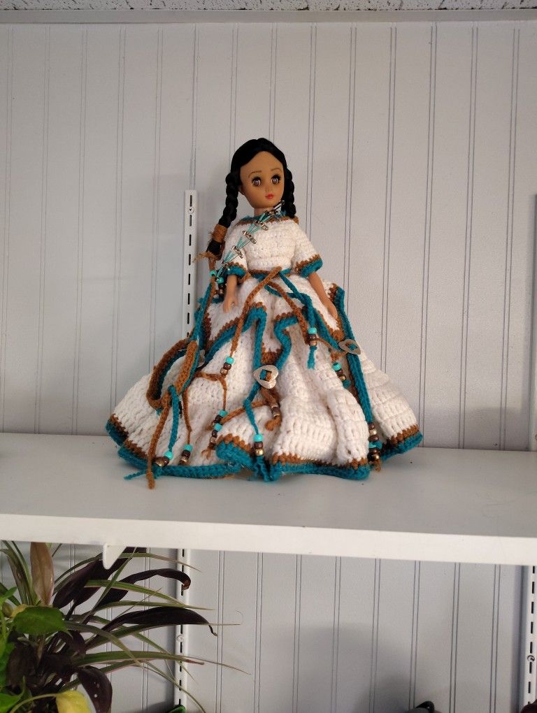 China Indian Dolls Fully Clothed