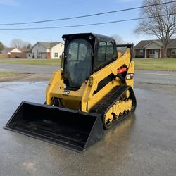 14 Caterpillar 259D
