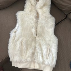 Gymboree Winter Snowflake Ivory Faux Fur Hooded Vest