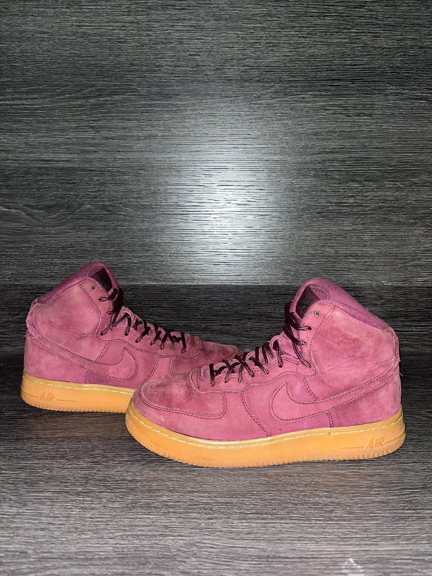 Women’s Air Force 1 - Burgundy - Great Condition 
