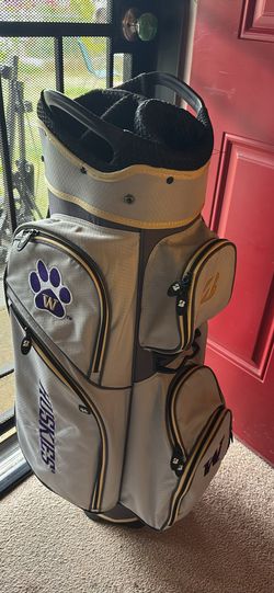 UW golf bag