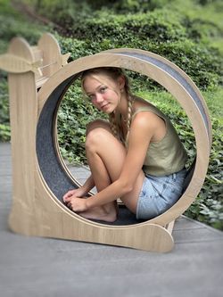 Cat running wheel and cat scratcher
