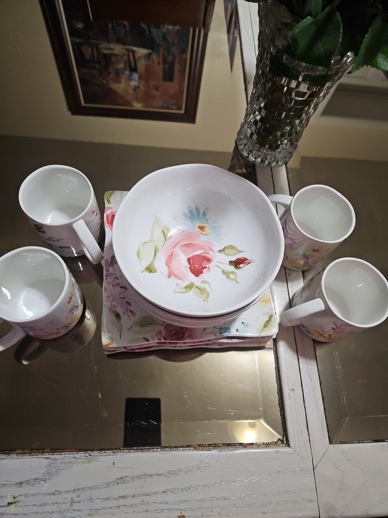 Set 12 Pieces Flower Plate  222 FIFTH 