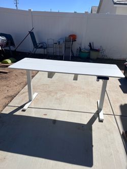 Free stand-up desk