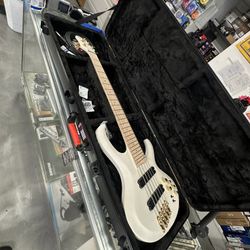 Bajo Ibáñez 5 Cuerdas 