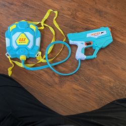 Water Gun With Backpack