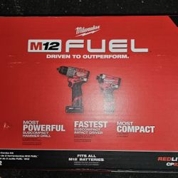 Milwaukee
M12 FUEL 12-Volt Lithium-Ion Brushless Cordless Hammer Drill and Impact Driver Combo Kit w/2 Batteries and Bag (2-Tool)