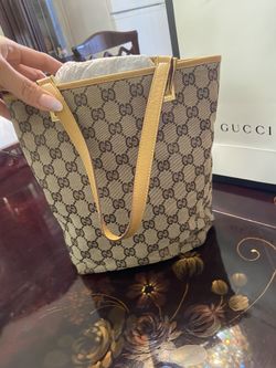 Authentic Gucci bucket bag