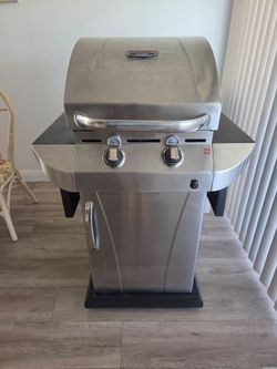 Char-Broil Commercial Series 2-Burner Gas Grill
