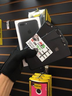 IPHONE 7 PLUS 32GB UNLOCKED