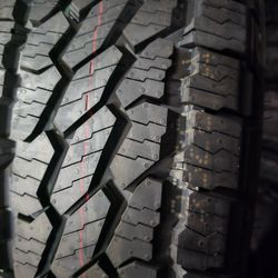 4 TIRES 265-70R17 $900