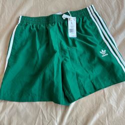 Adidas men’s shorts size large
