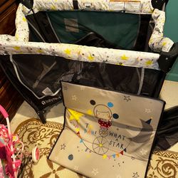 Baby playpen