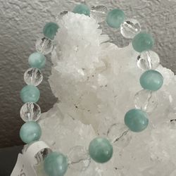 New, Beautiful Green Moonstone And Faceted Clear Quartz Crystal Bracelet. Jewelry Bag And Meanings Included. 