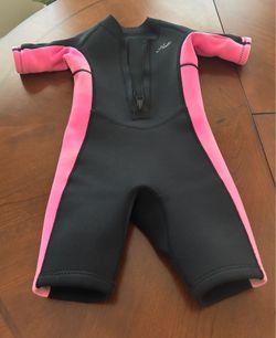 Hevlo Wetsuit for kids.  Size 5/6