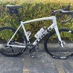 TREK 58cm Bike 