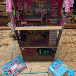 The Story Barbie Doll House With New Accessories