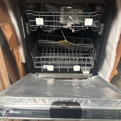 Whirlpool Dishwasher Machine 