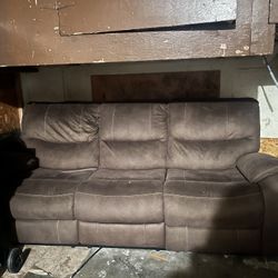 Reclinable Sofa/ Sofá Reclinable