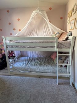 Max and Lily Twin over Twin low bunkbed